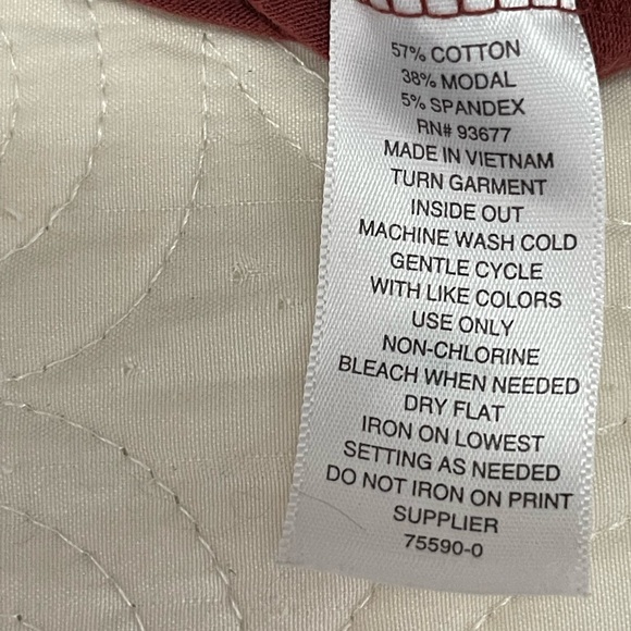 a.n.a long sleeve, scoop neck tee. Size XL. Black with gold flecks. - Picture 4 of 5